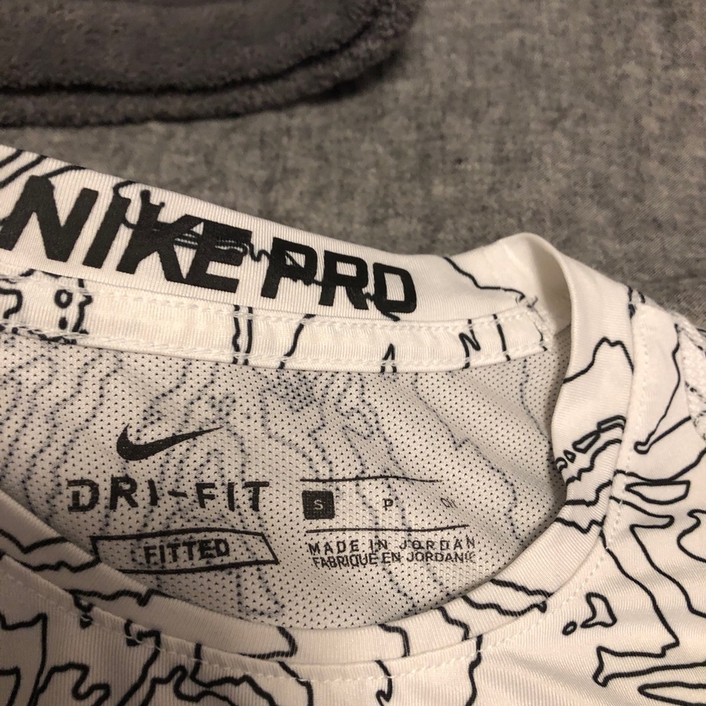 🦑Nike Pro - Picture 2 of 4